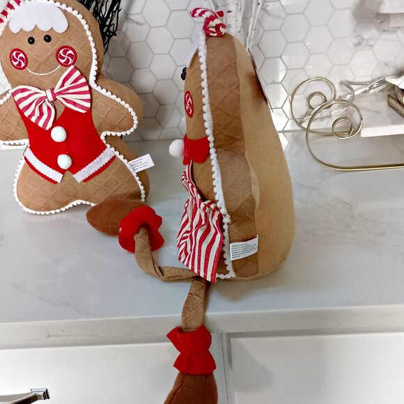 NEW! WEIGHTED GINGERBREAD GIRL DECOR DOLL - Picture 3 of 5